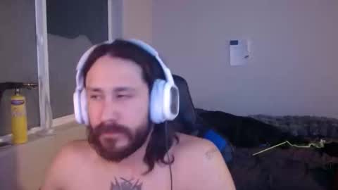 Snapshot of adoraso18 chatting on 12/16/25, 02:49 adoraso18 online show from 12/16/25, 02:49