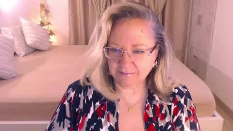 Cryna online show from 02/26/25, 04:25