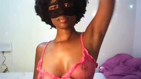 Andrena online show from 01/07/25, 08:31