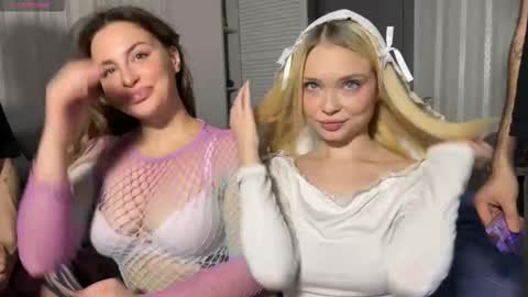 Snapshot of adrenaline_lush chatting on 02/15/26, 11:23 Dorothy Mayfield online show from 02/15/26, 11:23