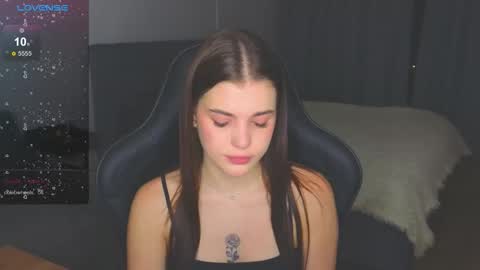 Adriana online show from 12/18/25, 02:06