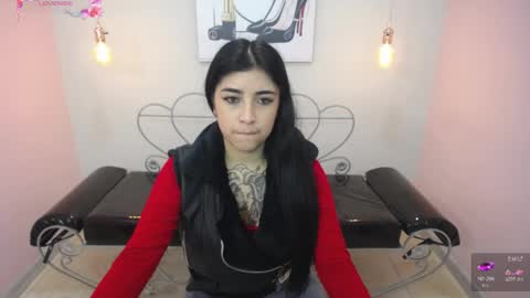 Snapshot of adri_gomez_1 chatting on 04/26/26, 12:36 Adri online show from 04/26/26, 12:36