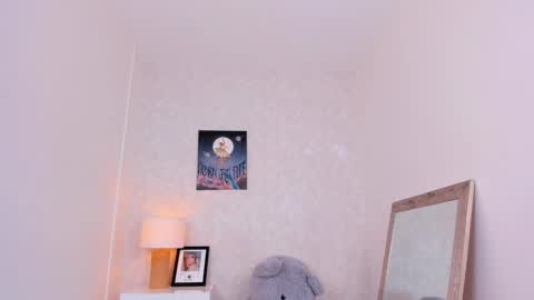 Snapshot of adria_ross chatting on 02/27/25, 03:26 Adriana online show from 02/27/25, 03:26