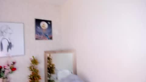 Snapshot of adria_ross chatting on 03/10/25, 06:45 Adriana online show from 03/10/25, 06:45