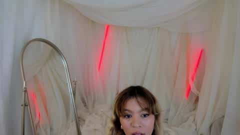 Snapshot of adria_ross chatting on 09/27/25, 01:38 Adriana online show from 09/27/25, 01:38
