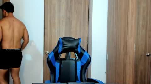 Adrian del Mar online show from 05/20/26, 10:38