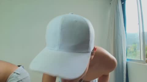 adrian morelli online show from 10/21/25, 08:42