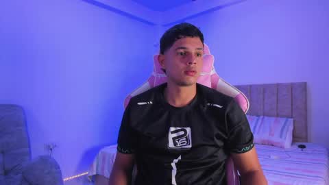 ADRIAN online show from 04/23/26, 07:16