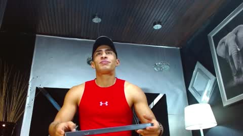 Snapshot of adrian_rae chatting on 12/17/24, 02:55 online show from 12/17/24, 02:55