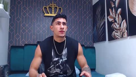 Snapshot of adrian_rae chatting on 03/08/25, 11:58 online show from 03/08/25, 11:58