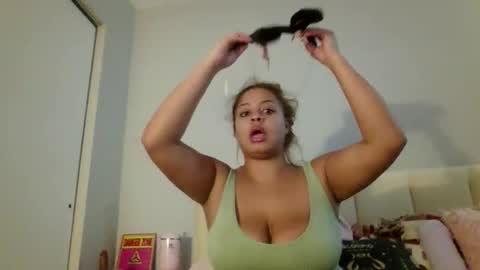 Princess Adri online show from 04/06/26, 04:46