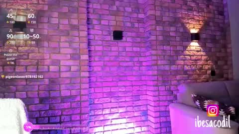 Snapshot of adriana_allen chatting on 02/27/25, 09:04 Adri online show from 02/27/25, 09:04