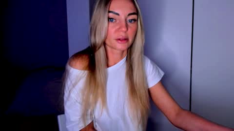 Adriana online show from 01/06/25, 03:29