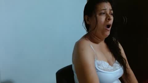 Adriana milf online show from 02/07/25, 03:55