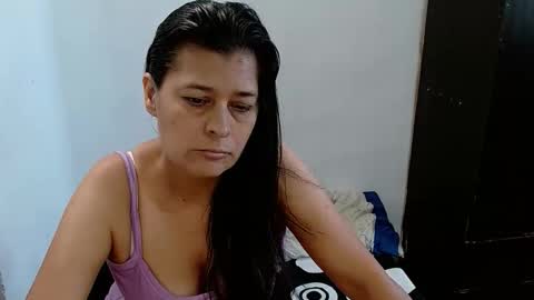 Adriana milf online show from 04/22/26, 03:35