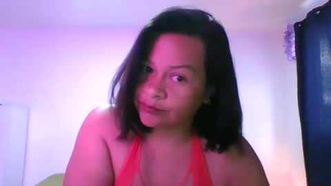 adrianagogo18 online show from 10/16/25, 11:33