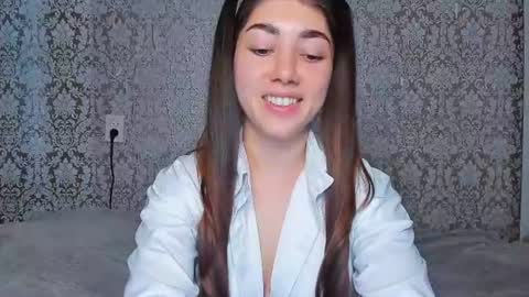 Adriana online show from 06/30/26, 05:25