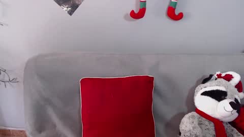 Adriana Paredes  online show from 12/15/24, 02:59