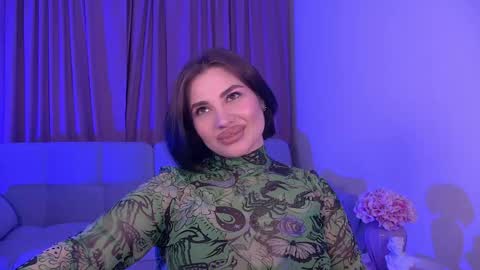 AdrianaTores online show from 05/26/26, 07:10