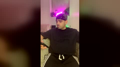 Snapshot of adrianjaxxxon chatting on 12/14/25, 05:46 AdrianJaxxxon online show from 12/14/25, 05:46