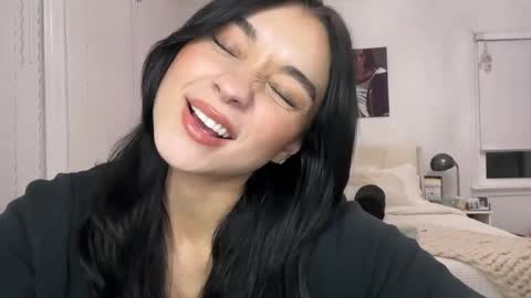 Snapshot of adriannarodriguez chatting on 02/11/25, 02:57 Adrianna  online show from 02/11/25, 02:57