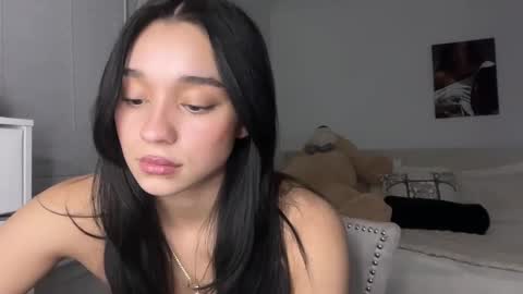 Snapshot of adriannarodriguez chatting on 02/16/25, 06:32 Adrianna  online show from 02/16/25, 06:32