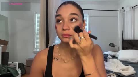 Adrianna  online show from 03/05/26, 05:42