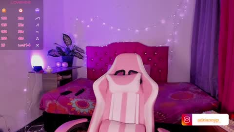 Snapshot of adriannyp chatting on 01/15/25, 12:09 adrianny online show from 01/15/25, 12:09