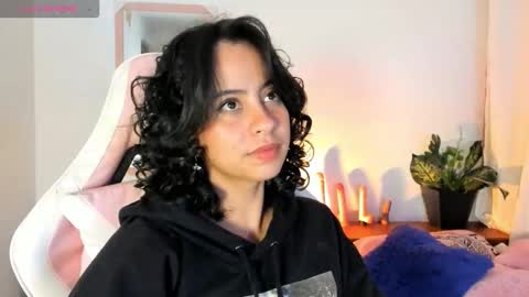 adrianny online show from 10/31/25, 02:45