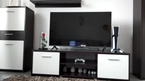 Snapshot of adrianohunt chatting on 12/09/24, 08:33 Adriano online show from 12/09/24, 08:33