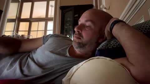 adrienfromparis online show from 12/20/24, 08:38