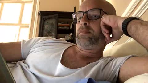 adrienfromparis online show from 04/23/26, 11:53