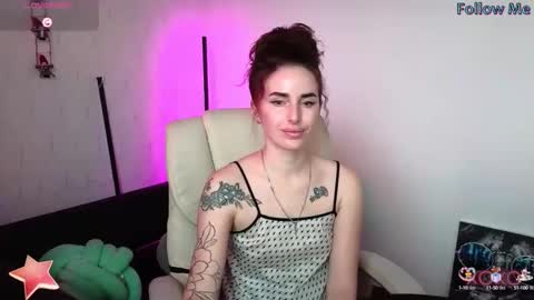 Adriana online show from 02/05/25, 01:22