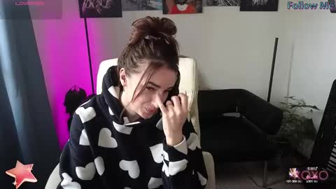 Adriana online show from 03/12/25, 06:40