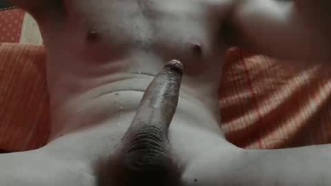 Snapshot of adryan_gym chatting on 02/21/26, 11:28 ADRY SKY online show from 02/21/26, 11:28