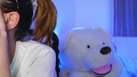 Aelia online show from 03/01/26, 06:10