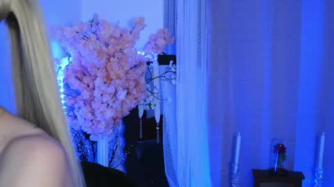 Aelia online show from 03/30/26, 05:36