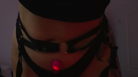 Aelia online show from 06/06/26, 04:44
