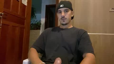 Luci online show from 02/04/26, 05:02