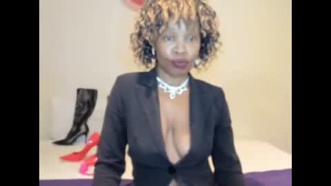 AfricanSquirtQueen online show from 05/18/26, 04:07
