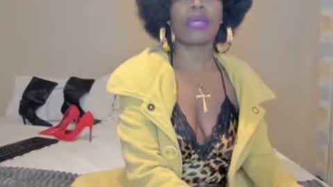 AfricanSquirtQueen online show from 07/12/26, 08:22
