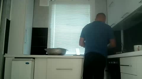 Sasha online show from 09/22/25, 05:42