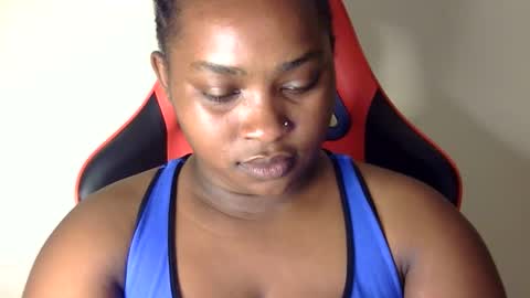 Snapshot of african001 chatting on 09/11/25, 04:51 stella online show from 09/11/25, 04:51