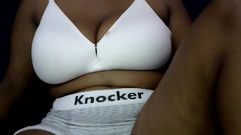 african_adasa02 online show from 11/05/25, 09:48