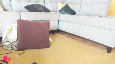 Snapshot of african_barbie25 chatting on 01/17/26, 09:51 african_barbie25 online show from 01/17/26, 09:51