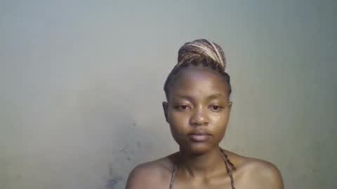 Snapshot of african_beuty20 chatting on 04/02/26, 03:48 Wendy online show from 04/02/26, 03:48