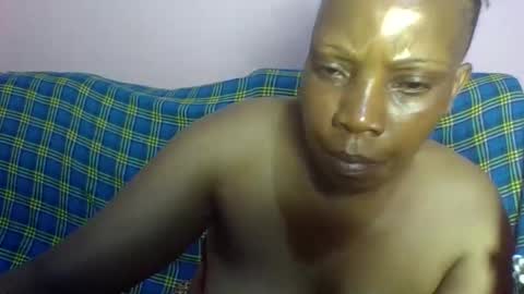 Snapshot of african_divaa chatting on 02/05/26, 12:15 african_divaa online show from 02/05/26, 12:15