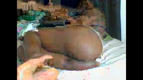 Snapshot of africanprincess24 chatting on 02/14/25, 05:51 PHOEBE online show from 02/14/25, 05:51