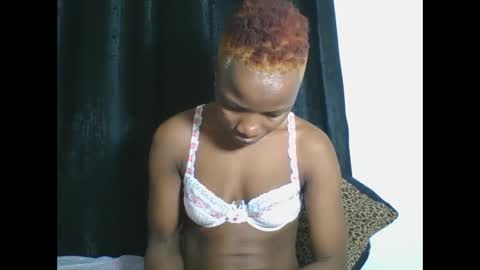 Snapshot of africanprincess24 chatting on 09/11/25, 11:10 PHOEBE online show from 09/11/25, 11:10