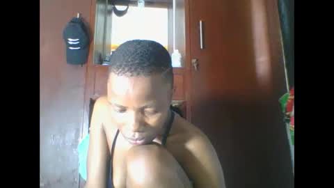 PHOEBE online show from 02/19/26, 08:43